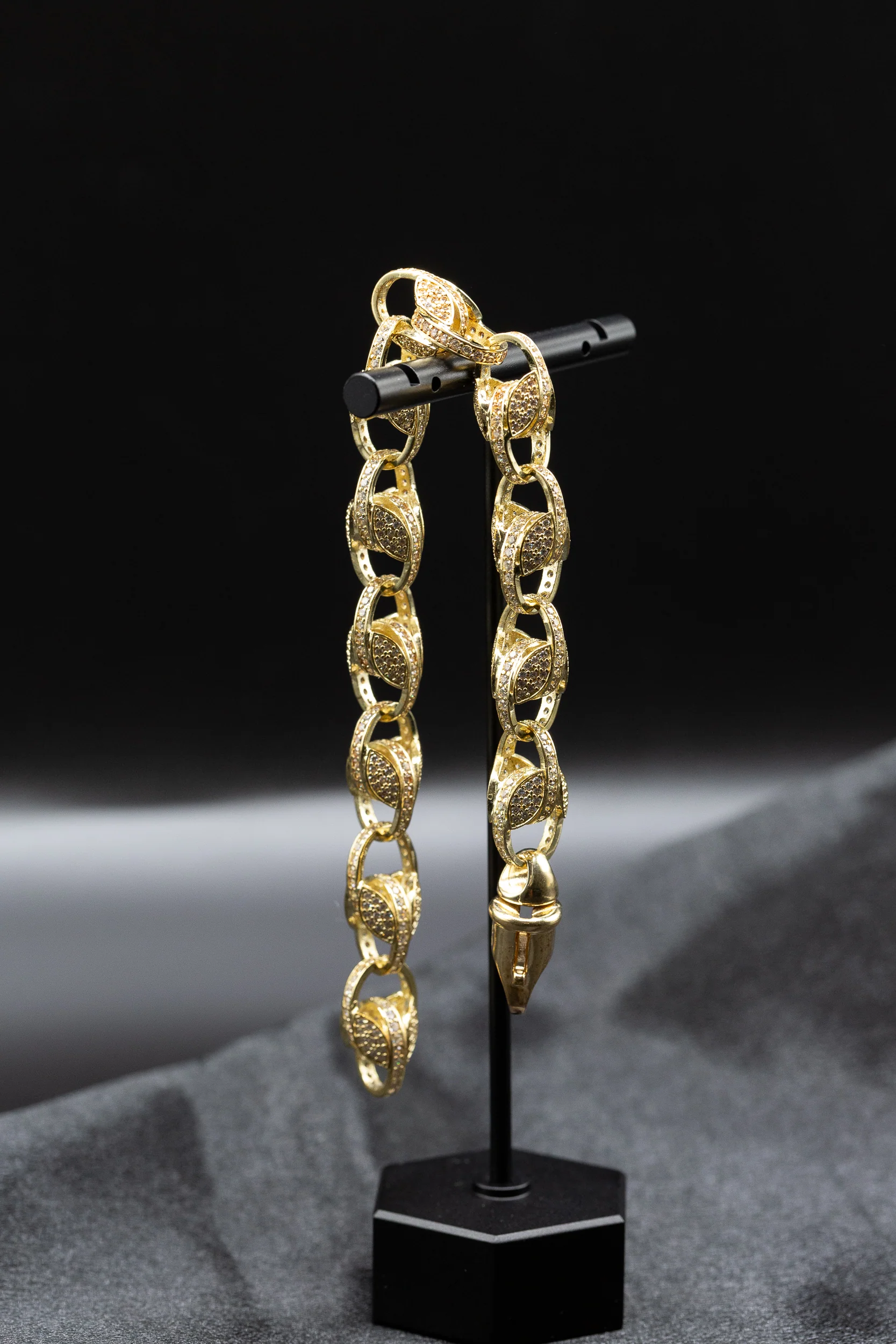 9ct Solid Gold CZ Tulip Bracelet - Image 6