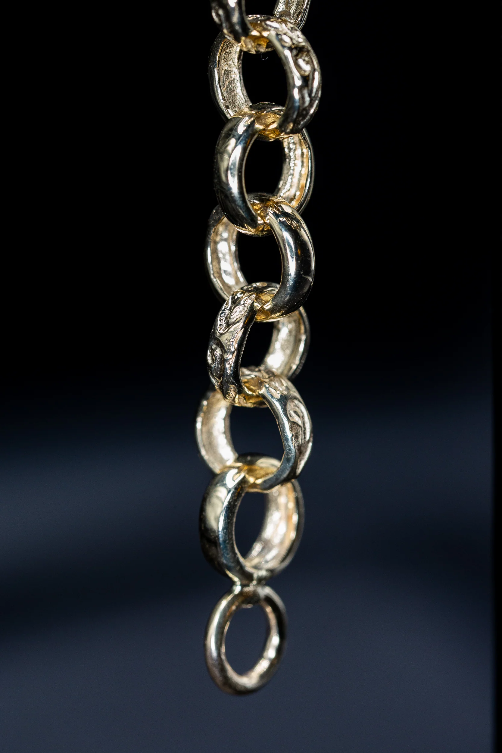 9ct Yellow Gold Double CZ Open Heart Belcher Bracelet - Image 4