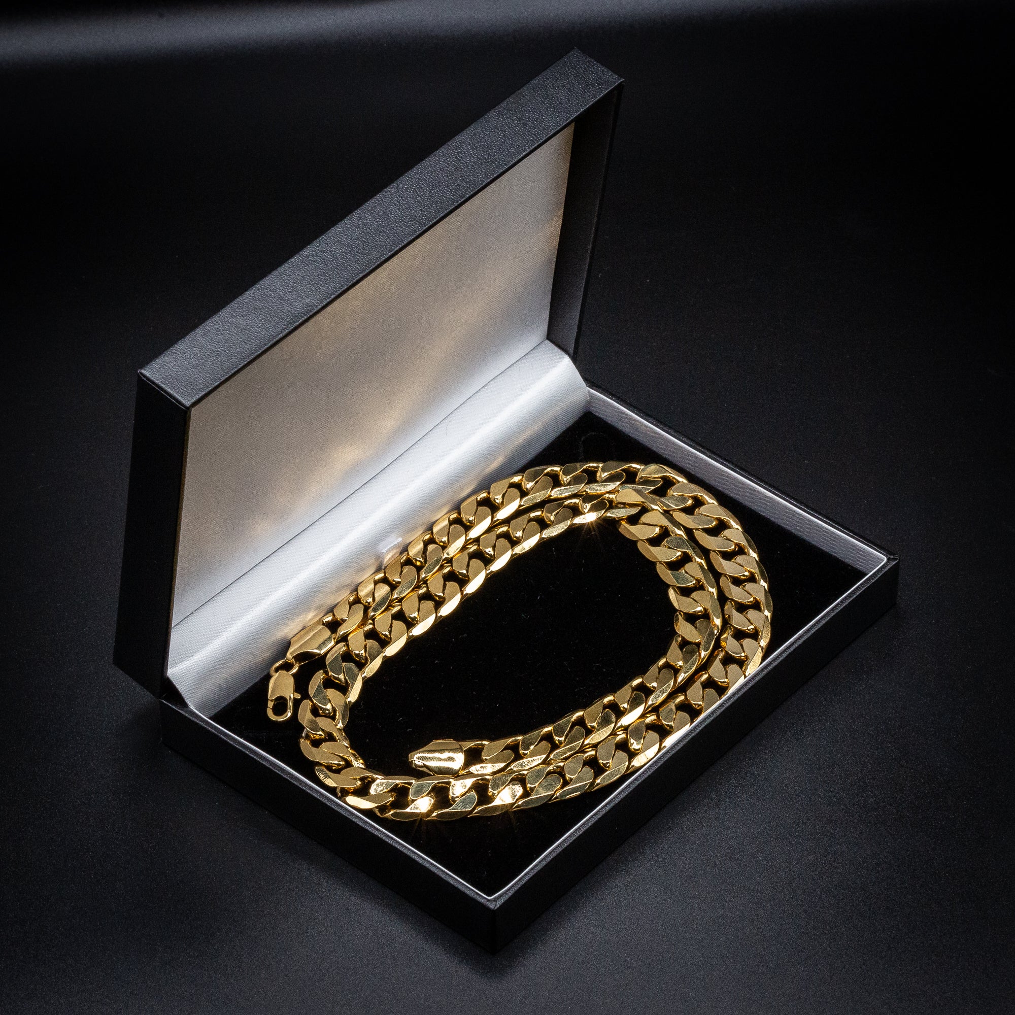 Gold Cuban Curb Chain 12mm - Image 6