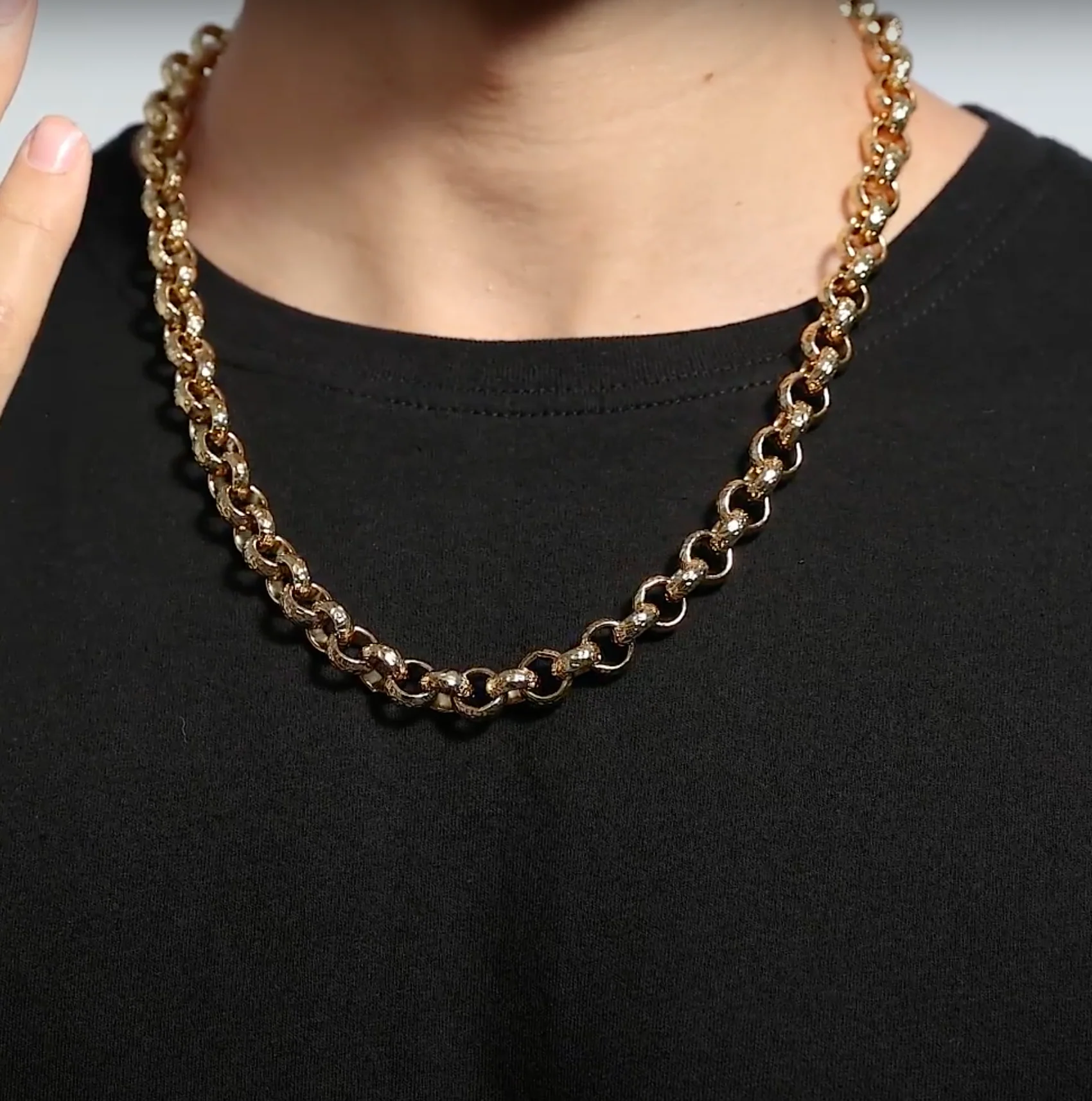 Gold Diamond-Cut Pattern Belcher Chain 12mm - Image 4