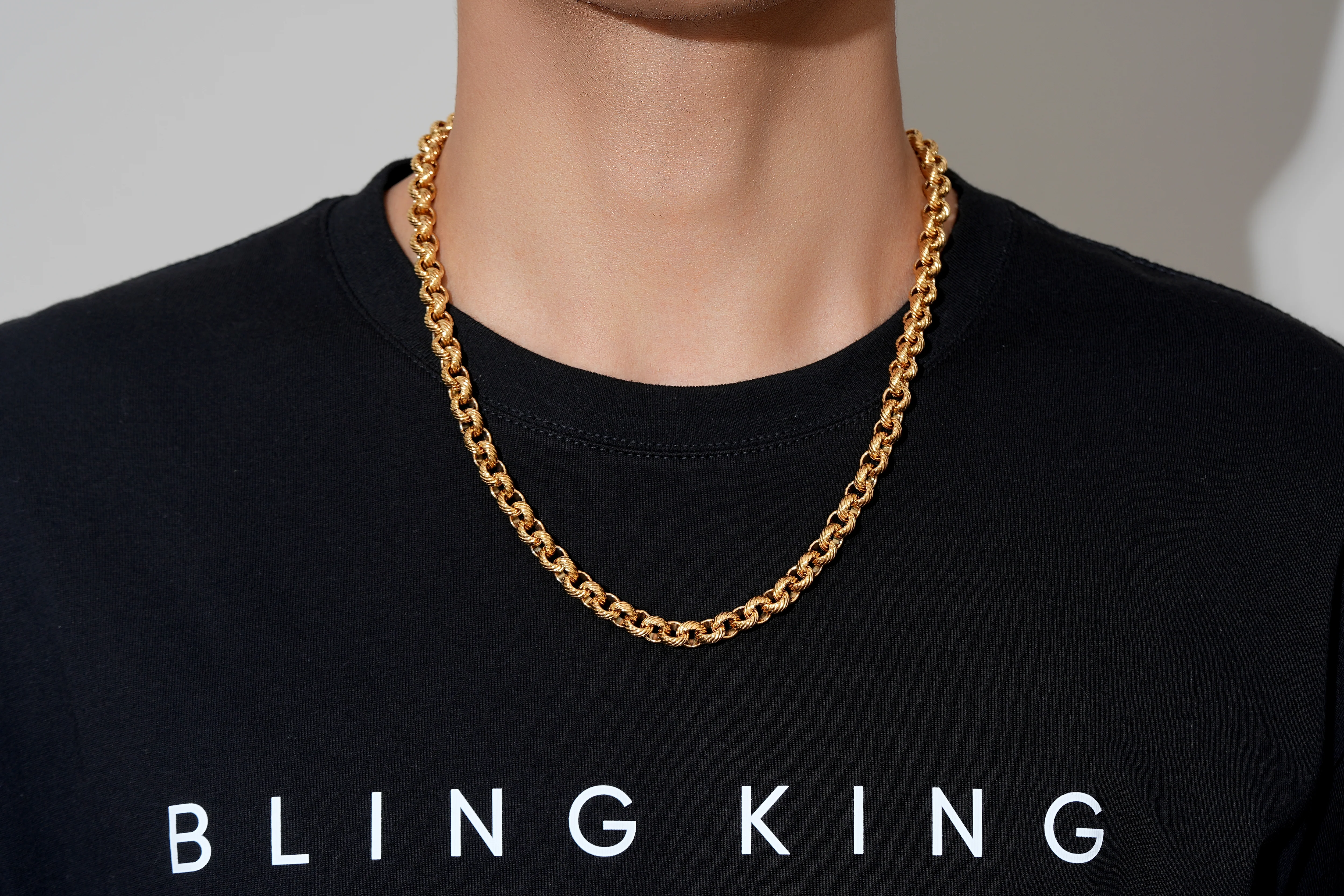 Gold Lined Patterned Belcher Chain 9mm - Image 3