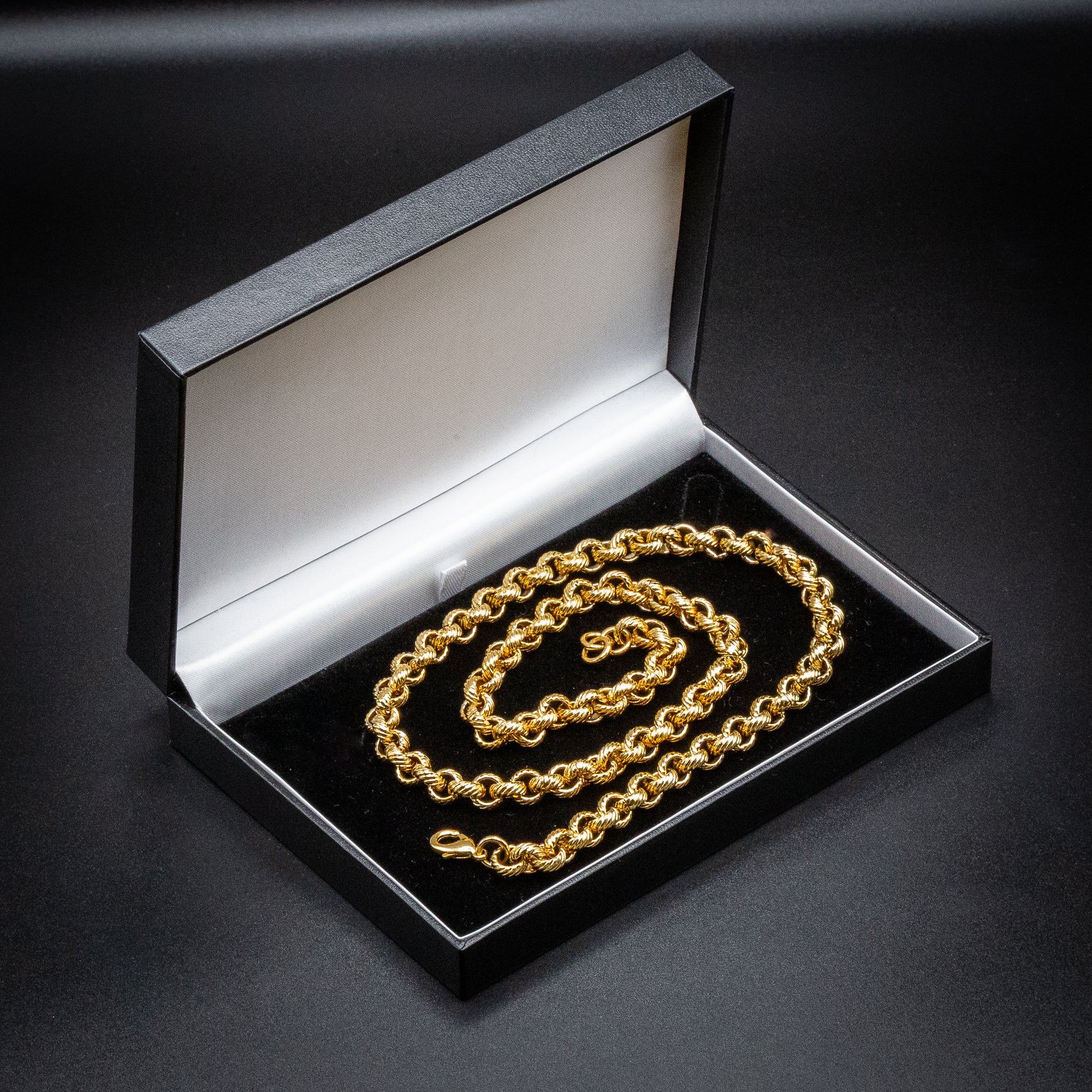 Gold Lined Patterned Belcher Chain 9mm - Image 6