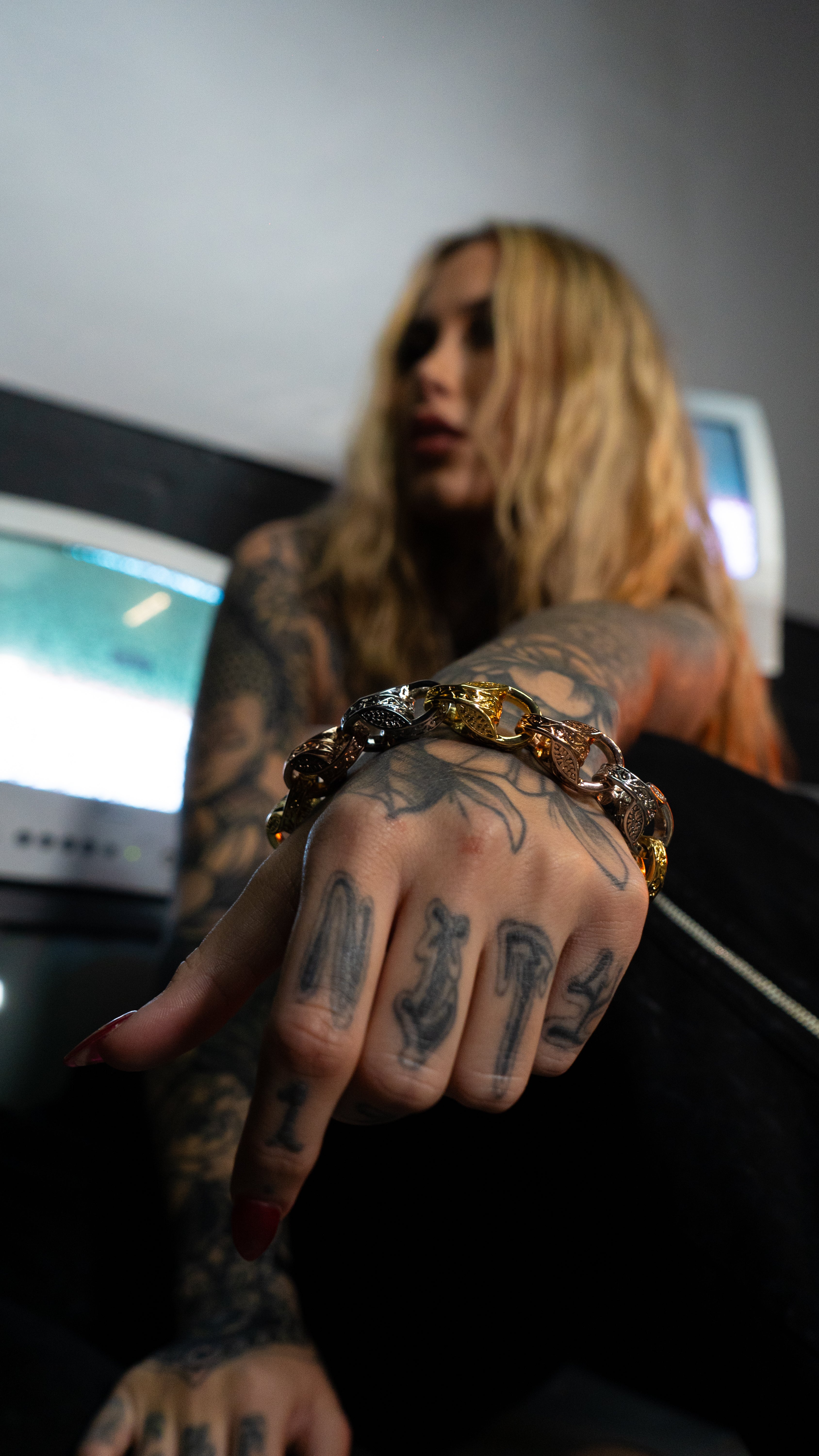 Tri-Colour 3D Tulip Bracelet 15mm - Image 3